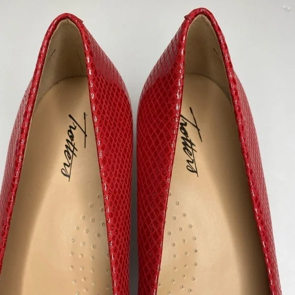 Trotters Fab Red Almond Toe 2” Pump Heel Sz 9.5 - Picture 6 of 13